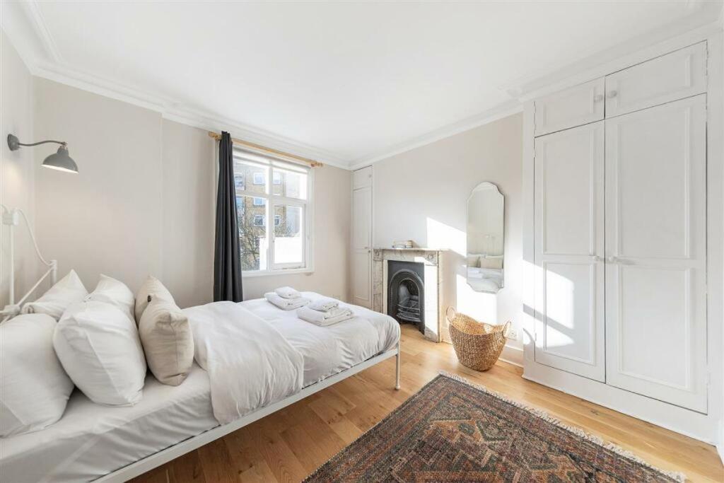 Elegant 6 Bed With Garden & Balcony By Harrods Hébergement de vacances
