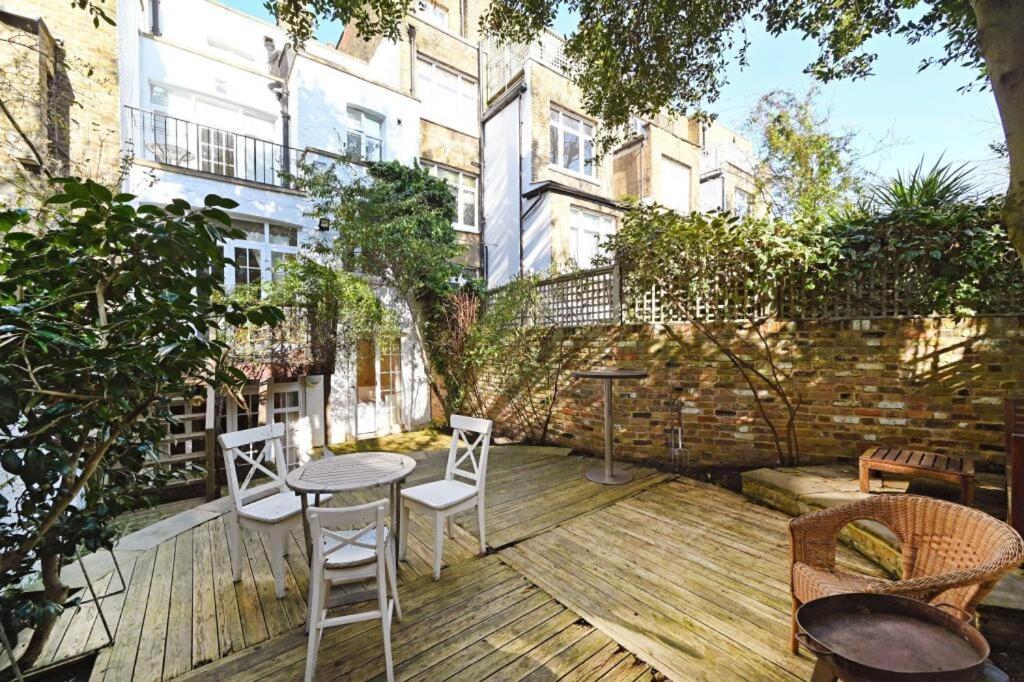 Elegant 6 Bed With Garden & Balcony By Harrods *