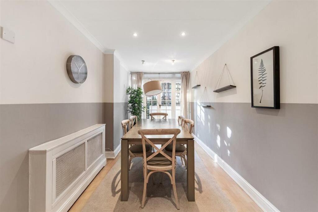 Hébergement de vacances Elegant 6 Bed With Garden & Balcony By Harrods *